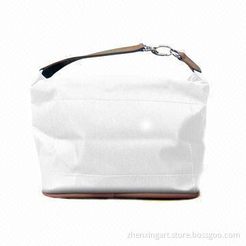 Cosmetic bag with special handle
